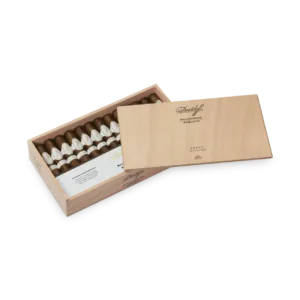 Davidoff Millennium Blend Robusto Cigar